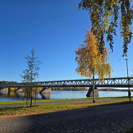 Uusi Kotoisa Kaksio Yksityissaunalla Rovaniemi Kültér fotó